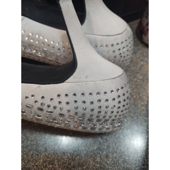 Kelly & Katie Rhinestone Silver Heels 2 Inch Size 8 - Picture 5 of 7